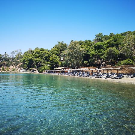 Valente Perlia Rooms Poros Town Eksteriør billede