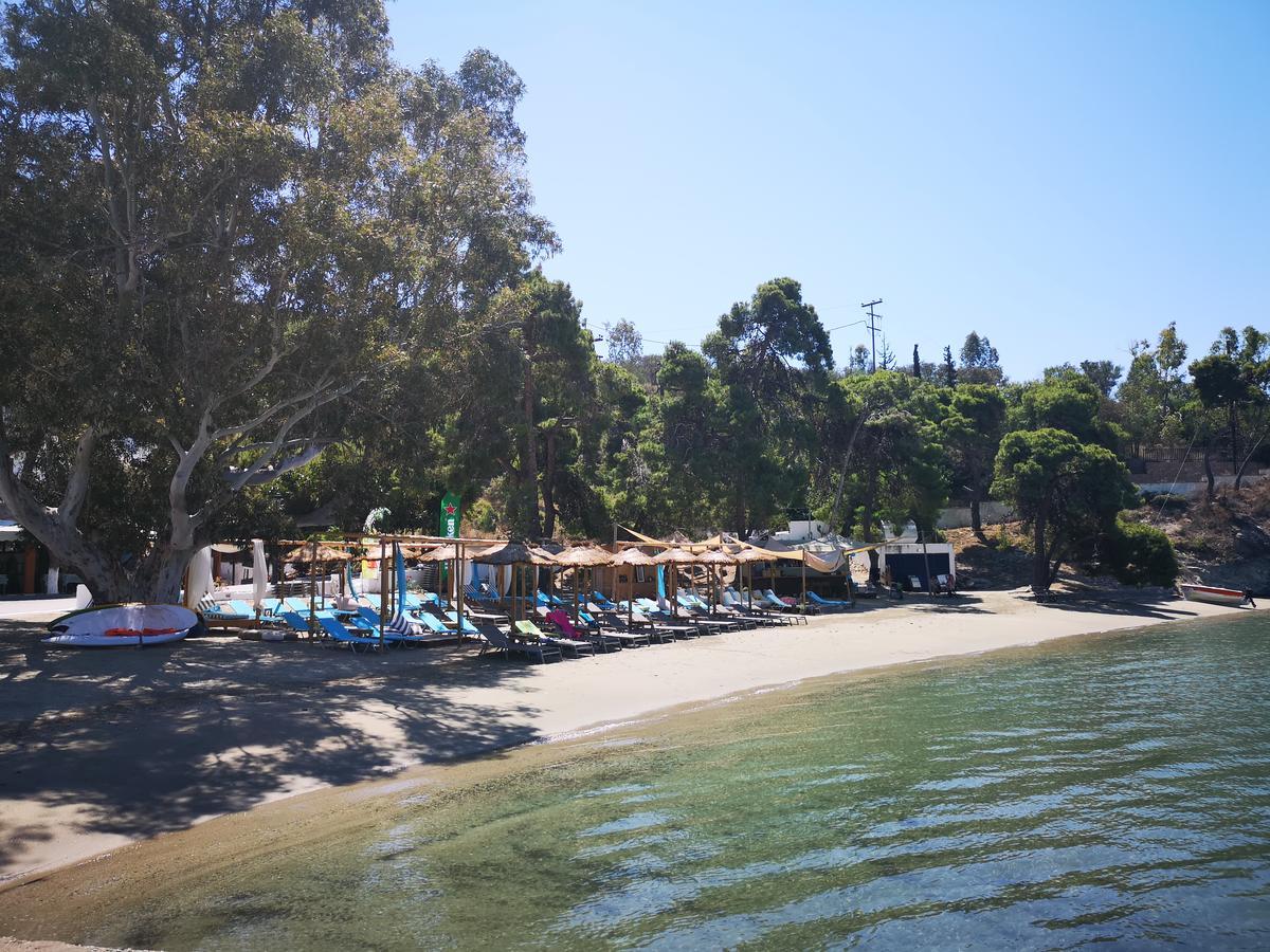 Valente Perlia Rooms Poros Town Eksteriør billede